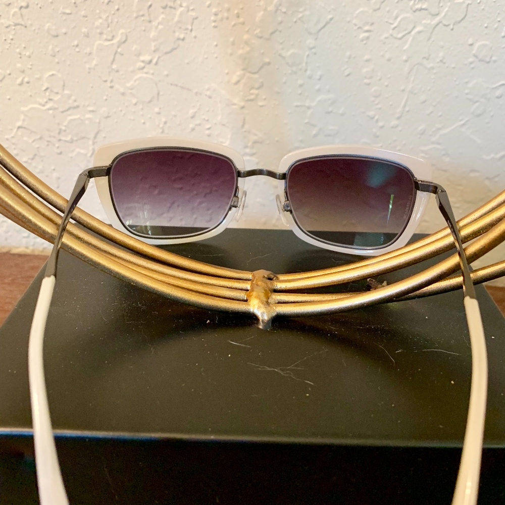 AUTHENTIC CHANEL CH4203 C459S6 Silver Gray Sun - Picture 3 of 7